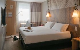Ibis Lyon Caluire Cite Internationale